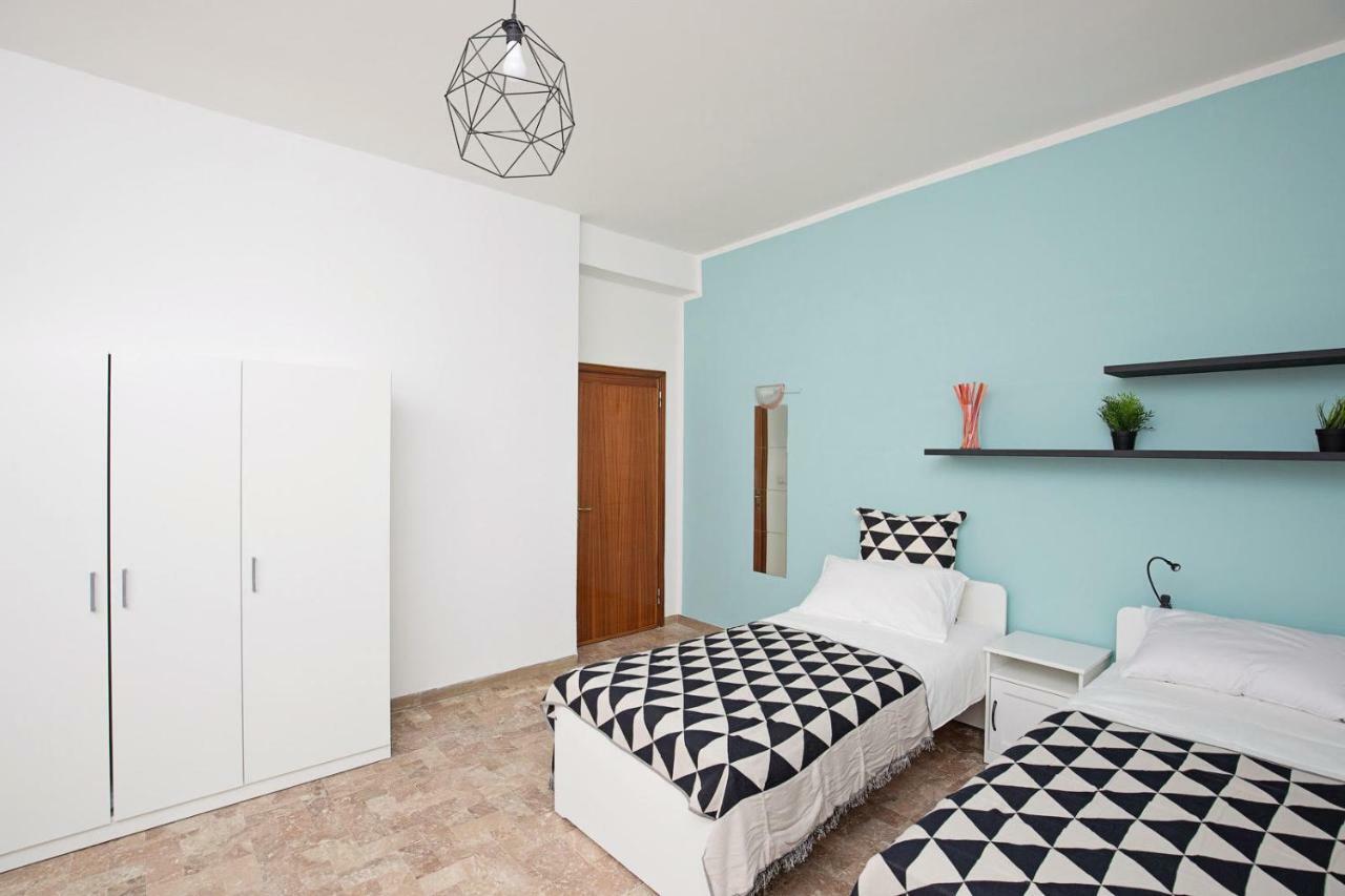 Ponte Tiberio Apartment Rimini Exterior photo
